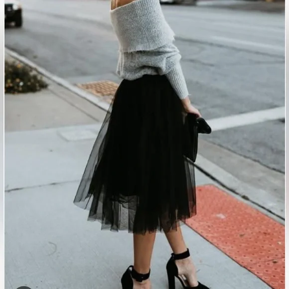 Fabulous Asymmetrical layered hem tulle skirt - Picture 1 of 3